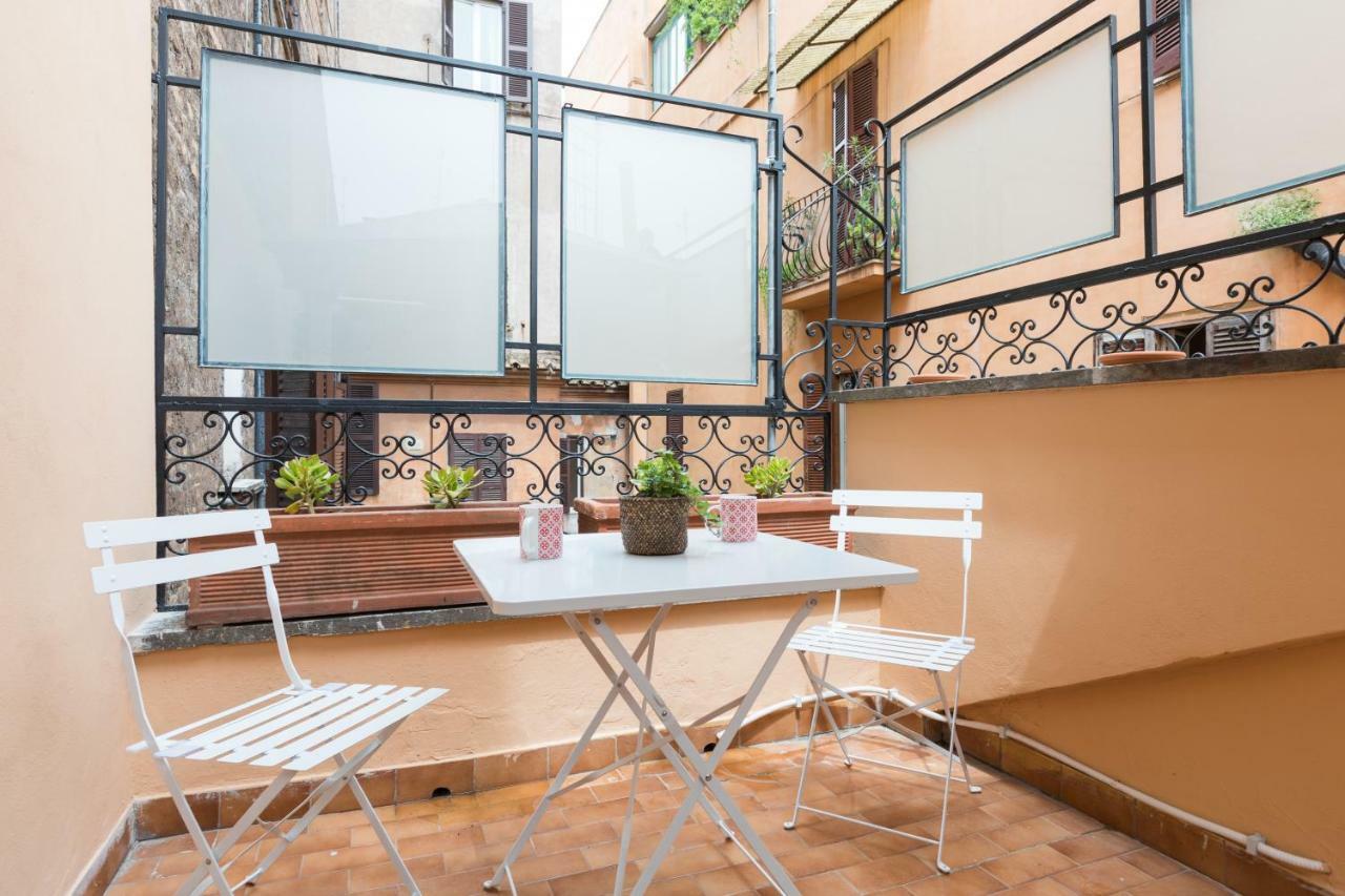 Appartamento Quiet Pied A Terre With Terrace In Borgo Pio *