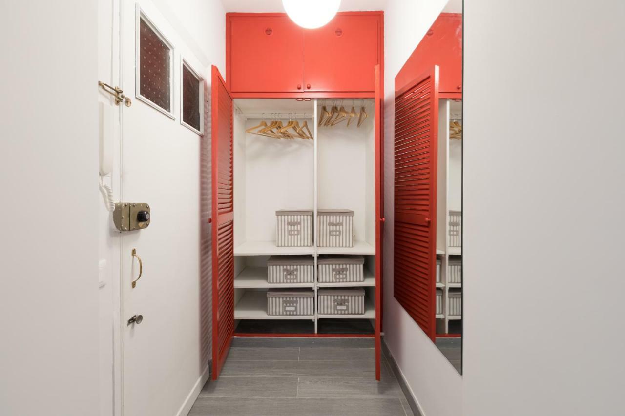 Quiet Pied A Terre With Terrace In Borgo Pio Appartamento
